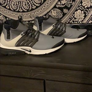 Nike Gry/Blk/Wht High Top Prestos